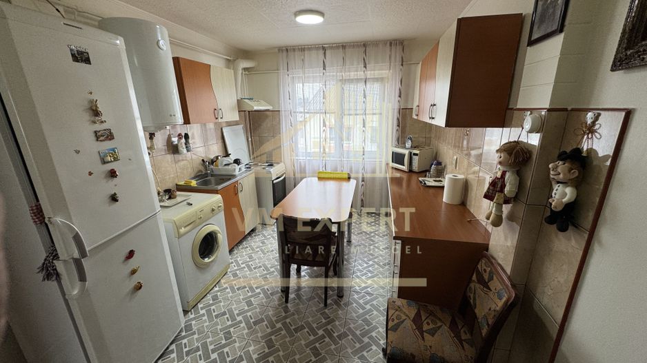 APARTAMENT 2 CAMERE ETAJ 4 CAMPULUNG VIȘOI - Poză 6