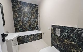 Apartament 3 camere decomanadate Calea Surii Mici - Poză 2