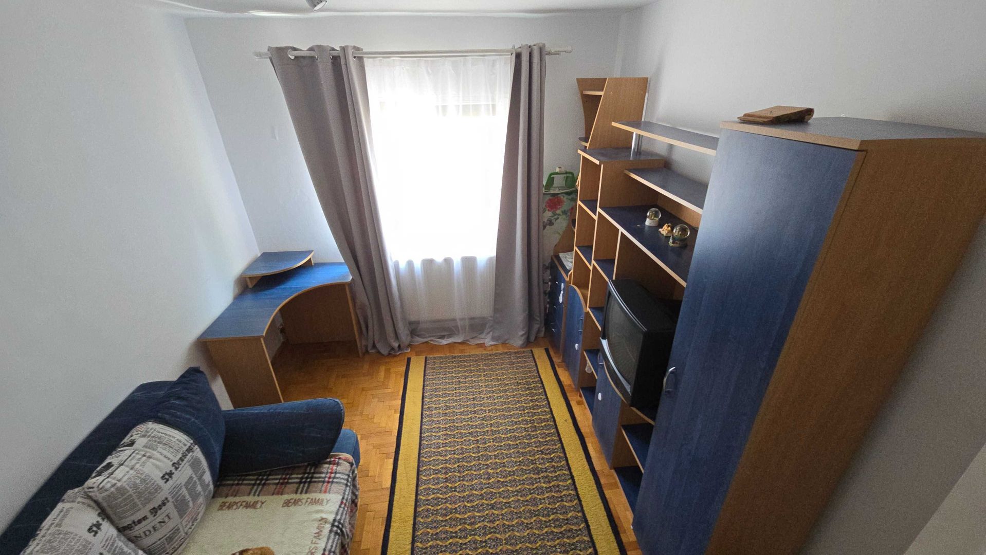 Girocului | 3 Camere | Etaj 1 | Centrala proprie | Aer conditionat | Disponibil - Poză 3