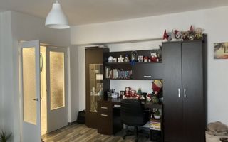 Inchiriez Apartament 1 camera Nicolina termen lung - Poză 1