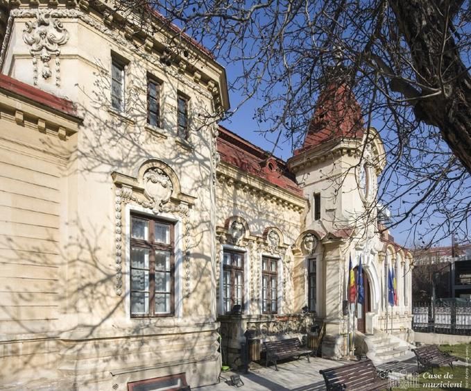 Casă de epocă Lascar Catargiu / Piața Romana - Poză 1