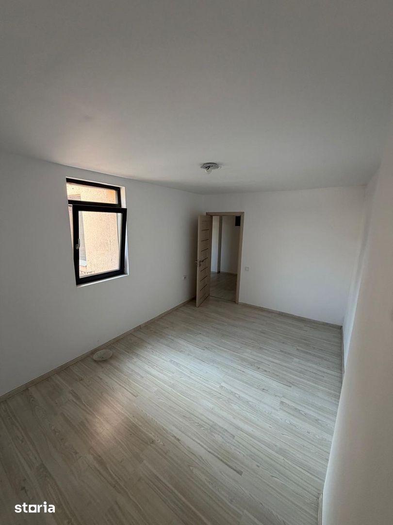 Apartament 3 camere în vilă P+1,  curte Inacului - Poză 1