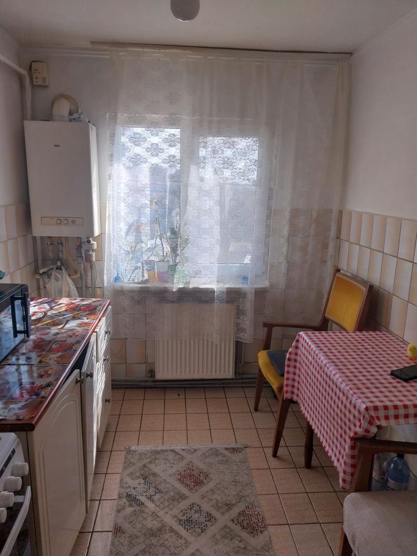 Apartament 2 camere de vânzare – ideal pentru familii | Focșani, zona - Poză 12