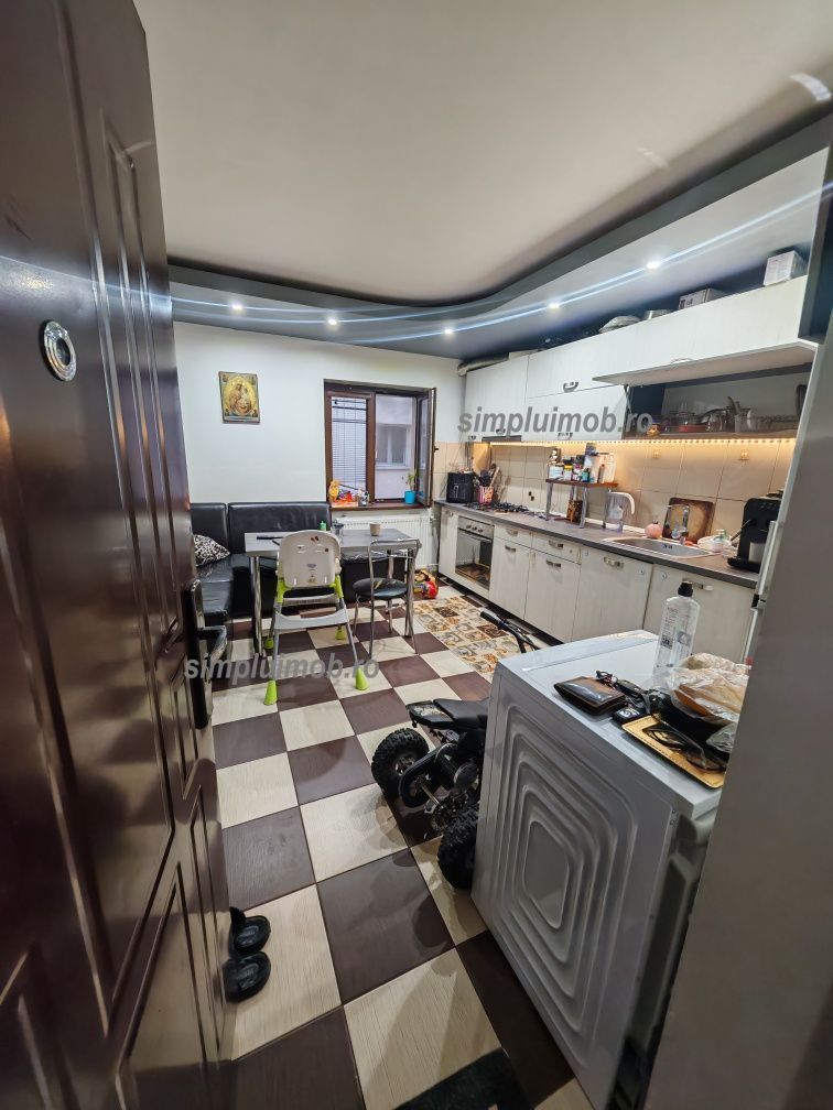 Decomandat 3 Camere Berceni - Poză 5