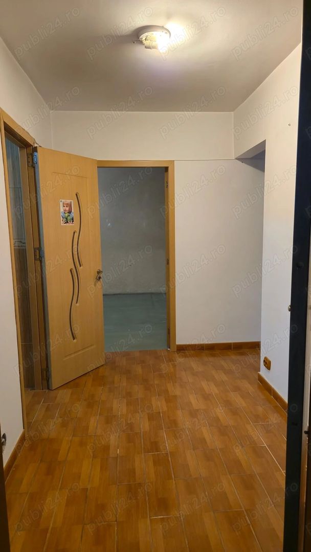 🏡 De Vanzare 3 Camere | Etaj 1 | 66 mp | Metrou Valea Ialomitei - Poză 2