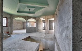 Casă P+1E, 402 mp, teren 3.600 mp, 17 km de Roman - PREȚ LA OFERTĂ! - Poză 7