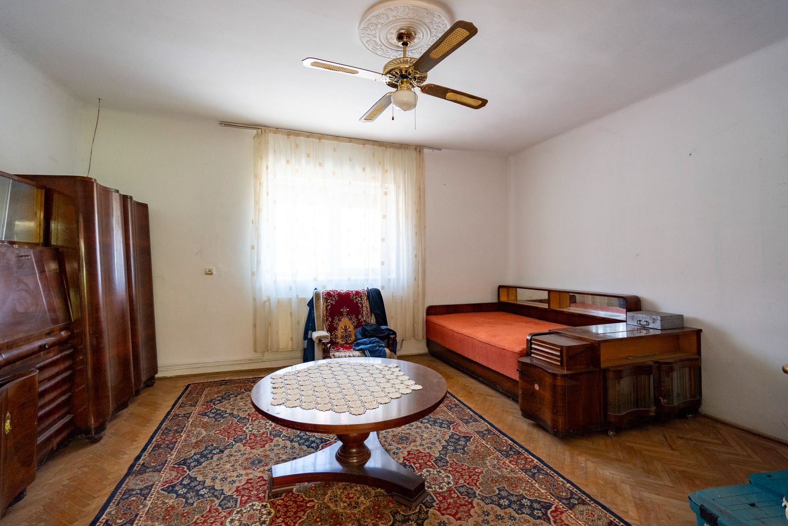Casa cu 620 mp de teren in Rogerius - Poză 6