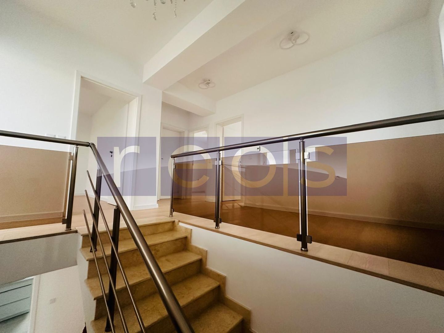 VILA DE VANZAR | BUFTEA | 4 CAMERE - Poză 14