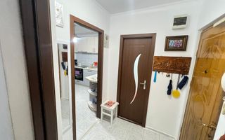 Inchiriez apartament o camera in Buziasului - Poză 7