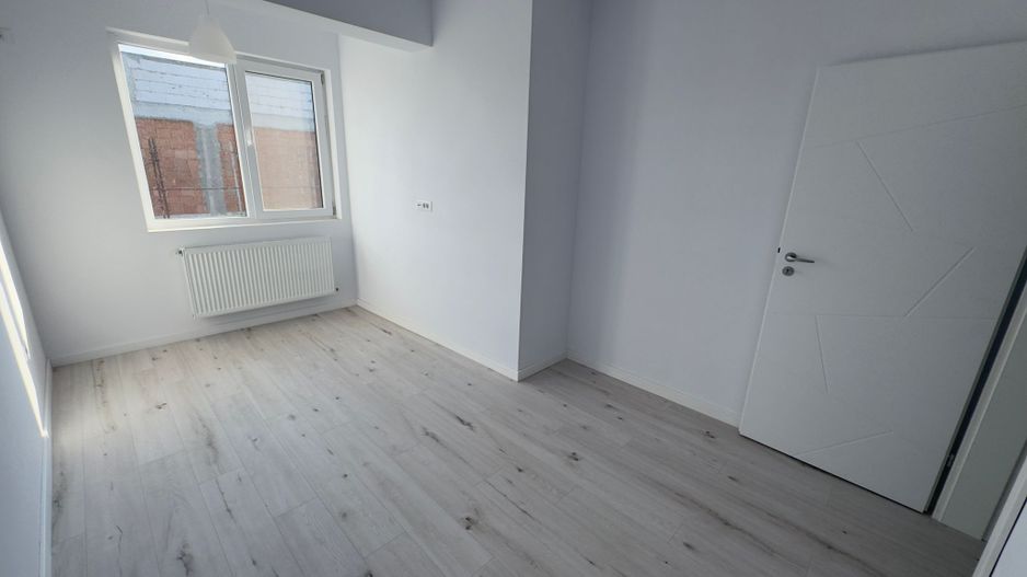 CASA INSIRUITA PIERSICULUI, 4 CAMERE, STATIE STB, BUCATARIE MOBILATA - Poză 6