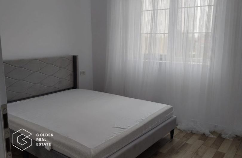 Jumatate de duplex in Sanandrei, Confort și Spatiu, Ideal pentru Familie - Poză 7