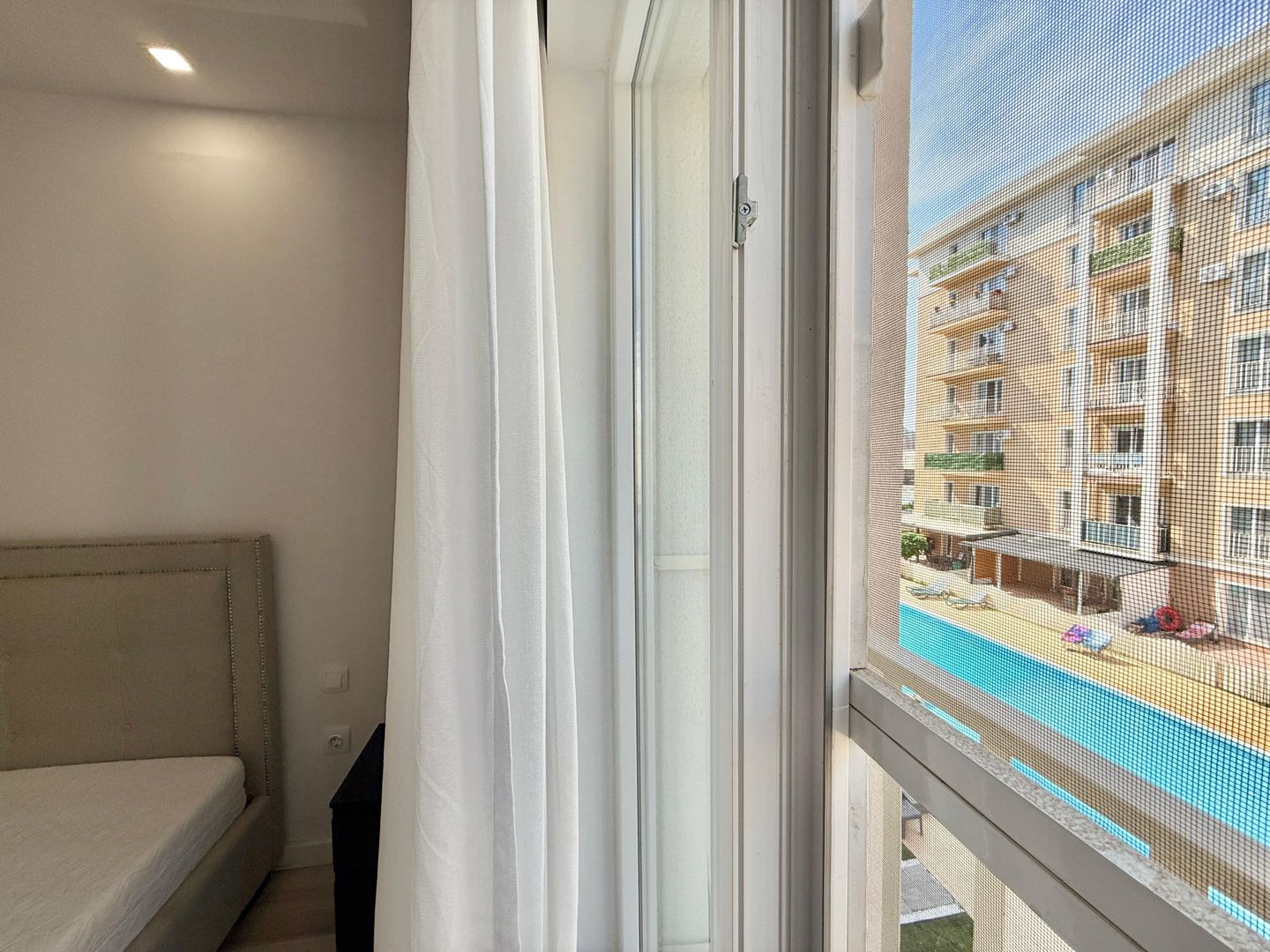 COSMOPOLIS - Apartament cu 2 camere, mobilat si utilat. - Poză 12