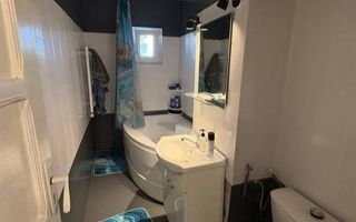 Apartament 2 camere decomandat zona Cug - 106.000 Euro - Poză 3