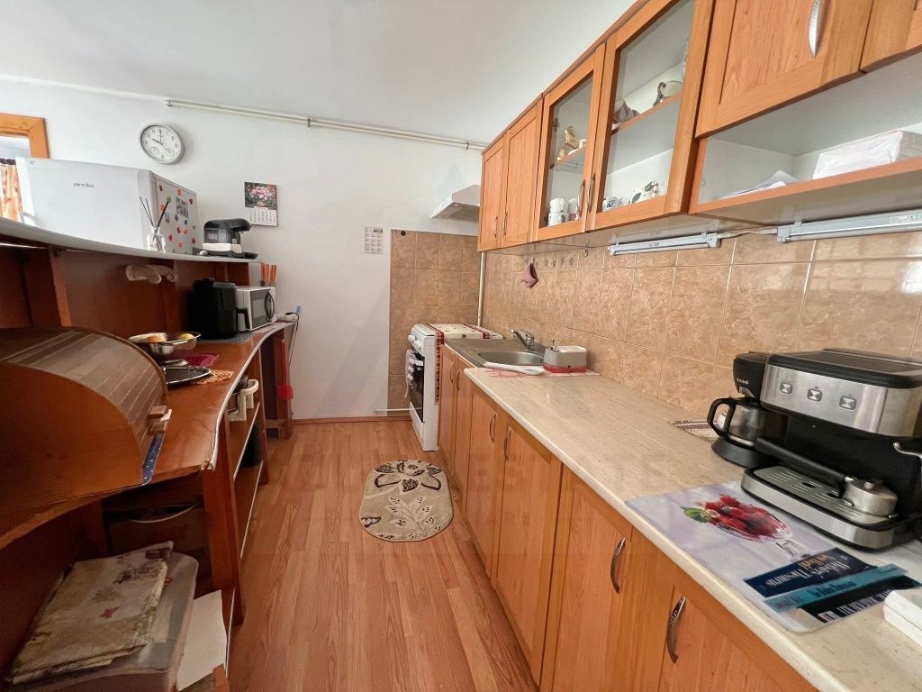 Casa 3 camere 80 mp utili curte comuna si balcon 3,75 mp în Ștrand - Poză 4