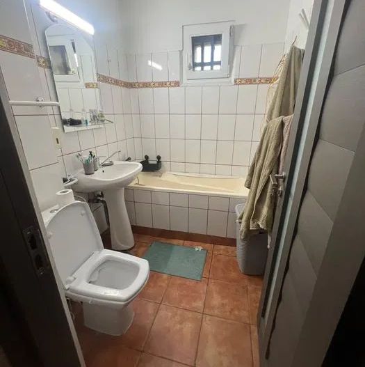 Apartament cu trei camere decomandat, Calea Grivitei - Poză 6