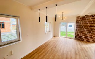 Casa intabulata, finisata LA CHEIE- Talmaciu, zona cu peisaj superb - Poză 4