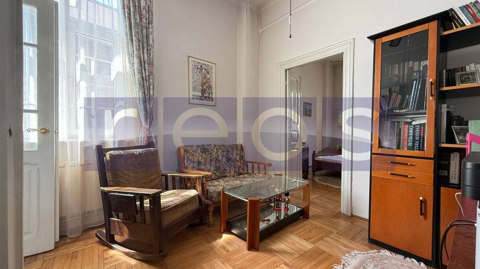 VILA DE VÂNZARE | 6 CAMERE CURTE PROPRIE 200 MP | ZONA CENTRALĂ - Poză 16