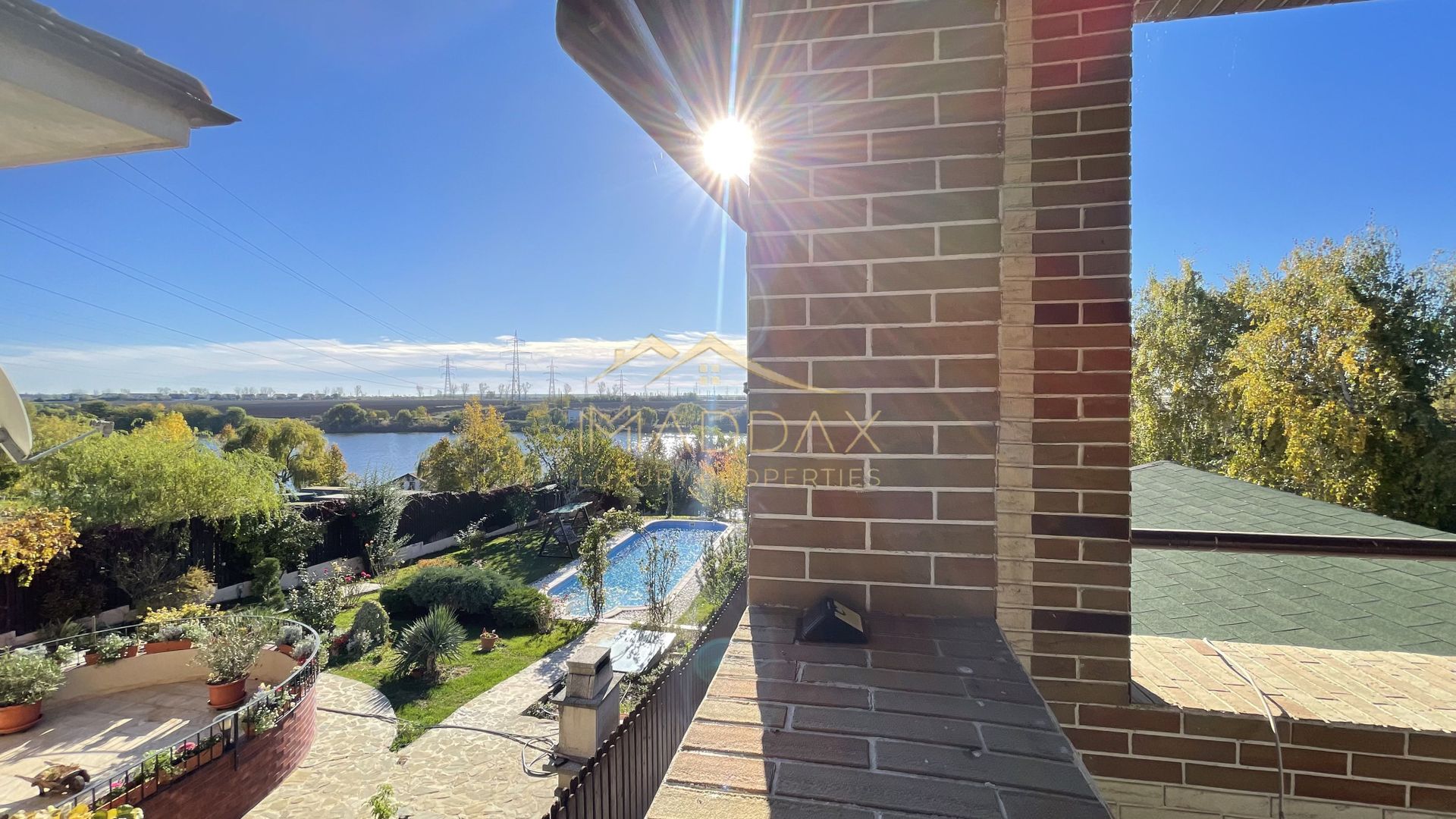 Vila 7 camere**Lake view**Ponton privat**Piscina**Teren 933 MP//Balotesti - Poză 1