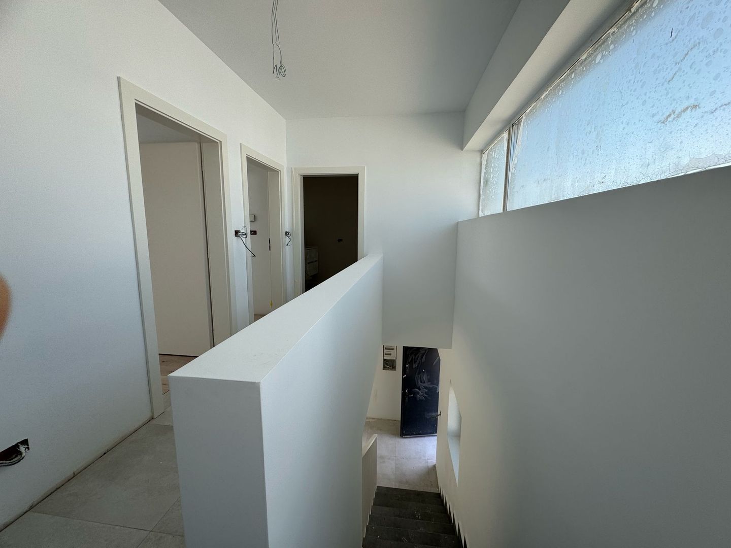 Townhouse modern cu grădină privată într-un cartier verde și sigur - Poză 6