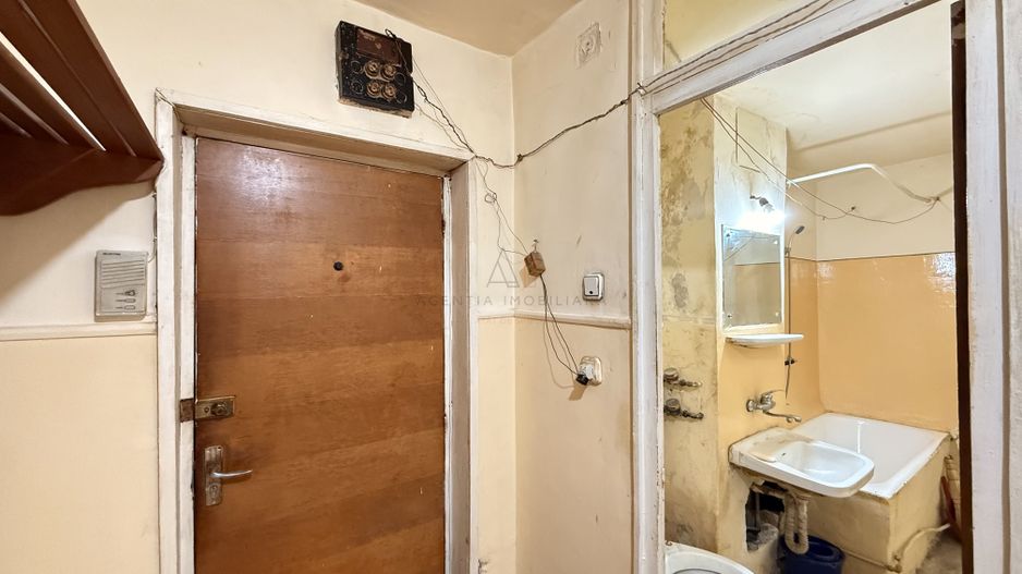 Garsoniera langa Parcul Sebastian | De Renovat - Poză 12