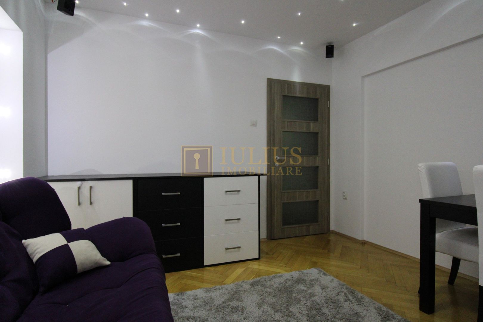 Lipovei -3 camere, centrala proprie, garaj inclus - Poză 19