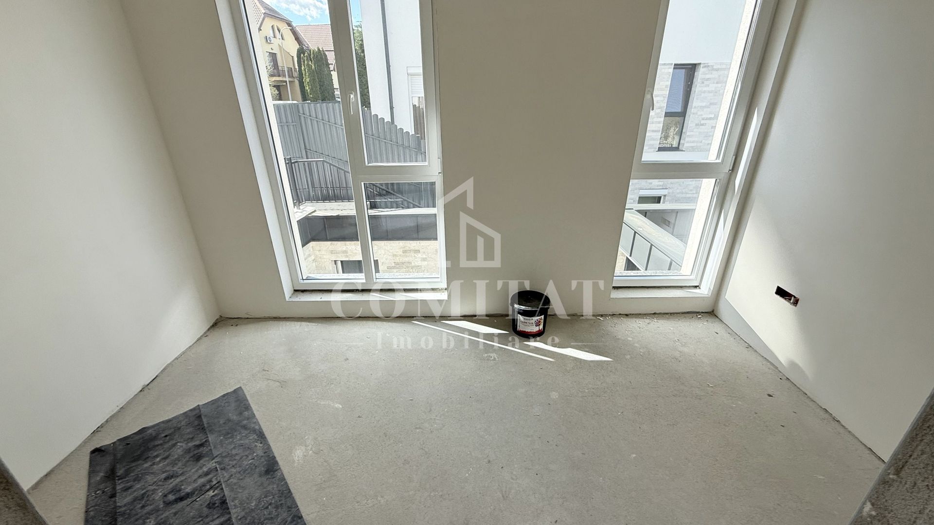 Casă individuală cu panoramă spre oraș zona de case și vile - Poză 19