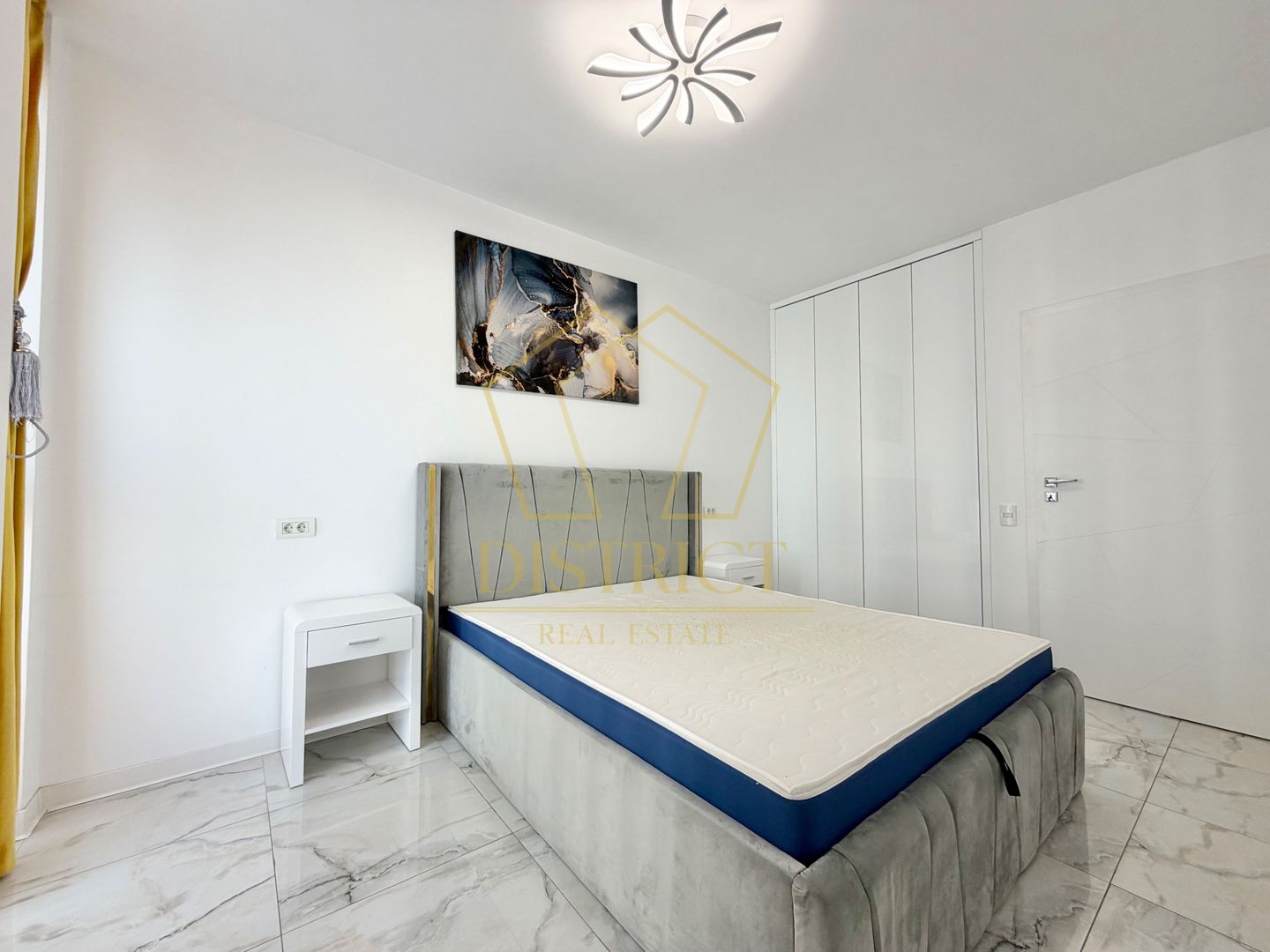 Apartament Superb cu 3 camere mobilat | Etajul 2 cu lift | zona Torontalului. - Poză 12