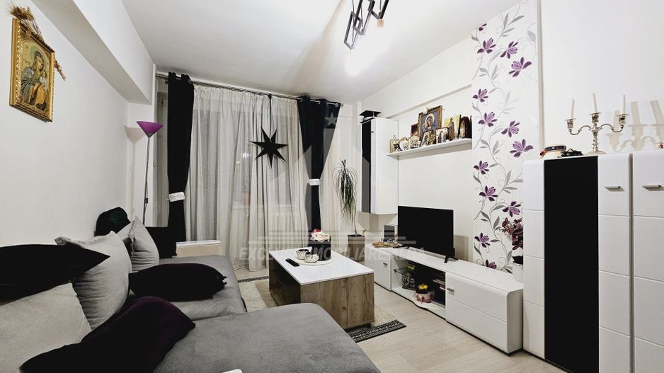 Apartament cu 3 camere decomandate, Ampoi 2 - Poză 1