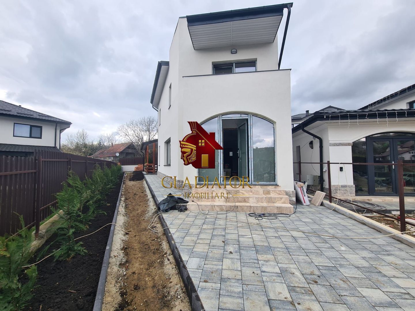 Vila de inchiriat la Sos Barnova mobilata utilata in curs de amenajare - Poză 5