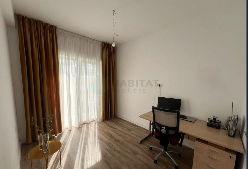 Casă individuală cu 4 camere în cartierul Aerocity, Tunari - Poză 12