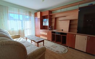 Apartament de vanzare cu 3 camere, decomandat -55 mp. balcon, pivnita - Poză 1