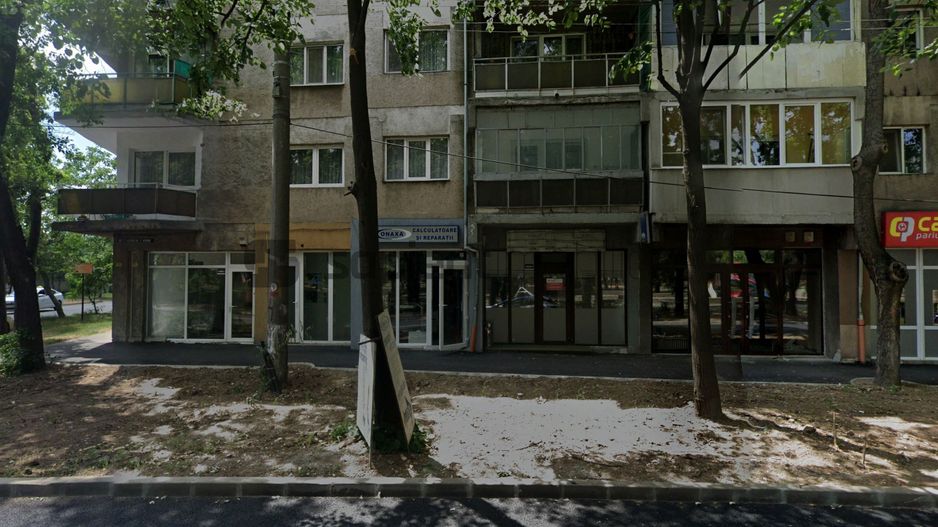 Sapient | Spațiu comercial _ Piața 22 Decembrie, Oradea - Poză 3