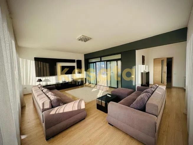 Apartament Otopeni Central 4 camere  deosebit - Poză 1