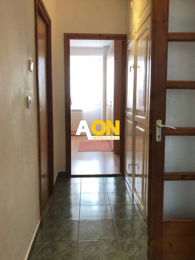 Apartament cu 3 camere, 2 balcoane, etaj 1, Ultracentral, parcare - Poză 6