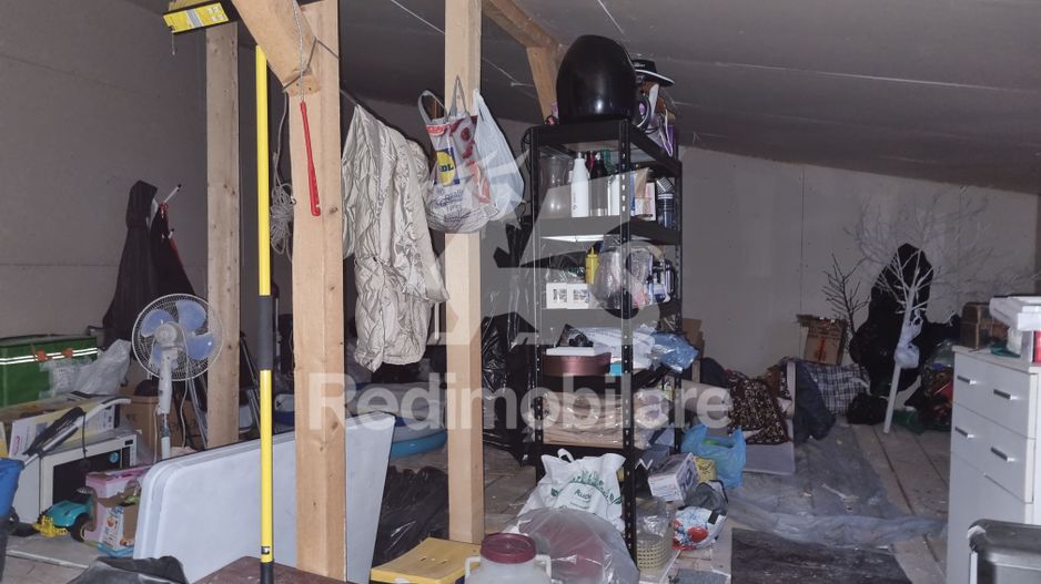 Casă funcțională, curte proprie, finisaje moderne - Poză 14