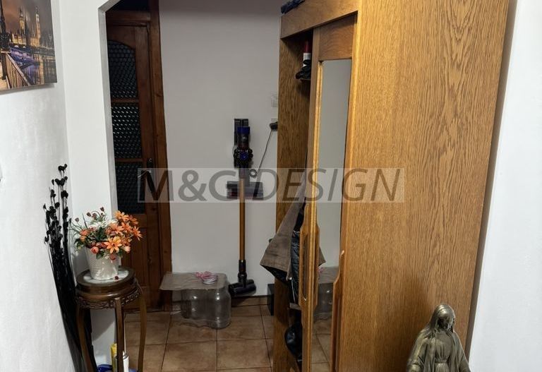 Apartament 2 camere Aradului etaj 1 cu centrala - Poză 6