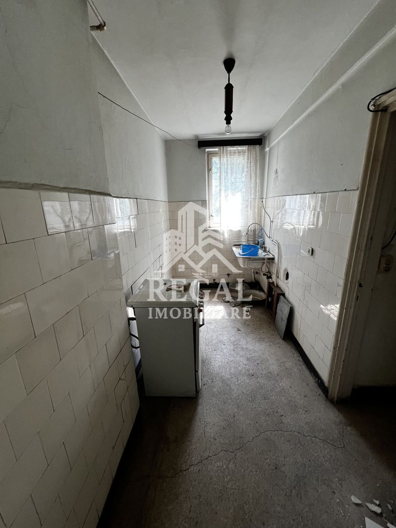 Apartament 3 camere de vânzare – etaj 2, 2 balcoane, vizavi de OMV - Poză 3