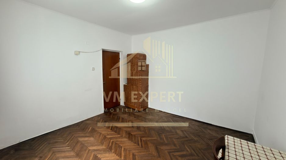 APARTAMENT 3 CAMERE  TEREN PROPRIETATE PARCARE ZONA FLĂMÎNDA CAMPULUNG AG - Poză 6