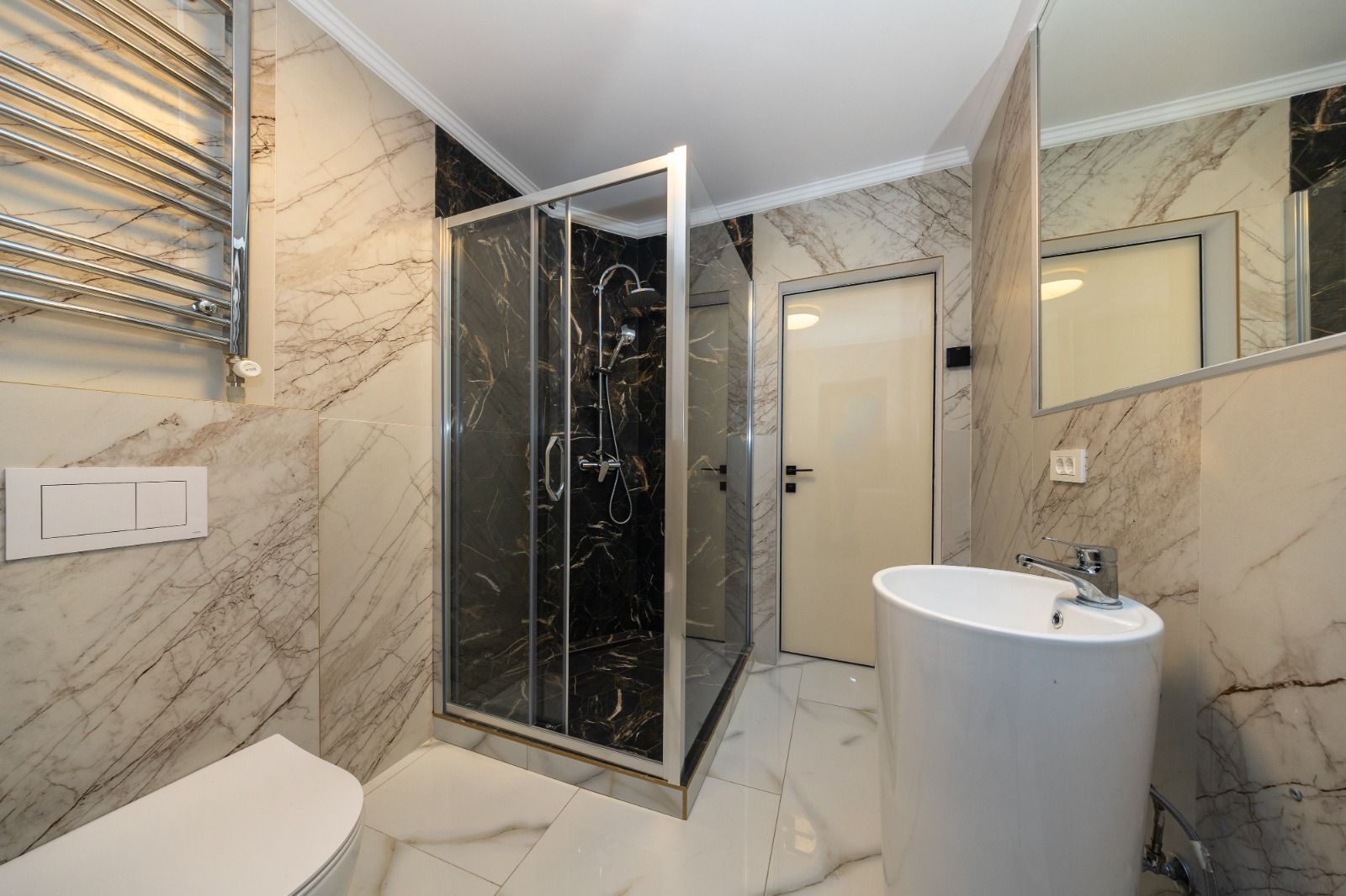 Casa 6 dormitoare+4 bai -1500 mp teren-Sacele - Poză 5