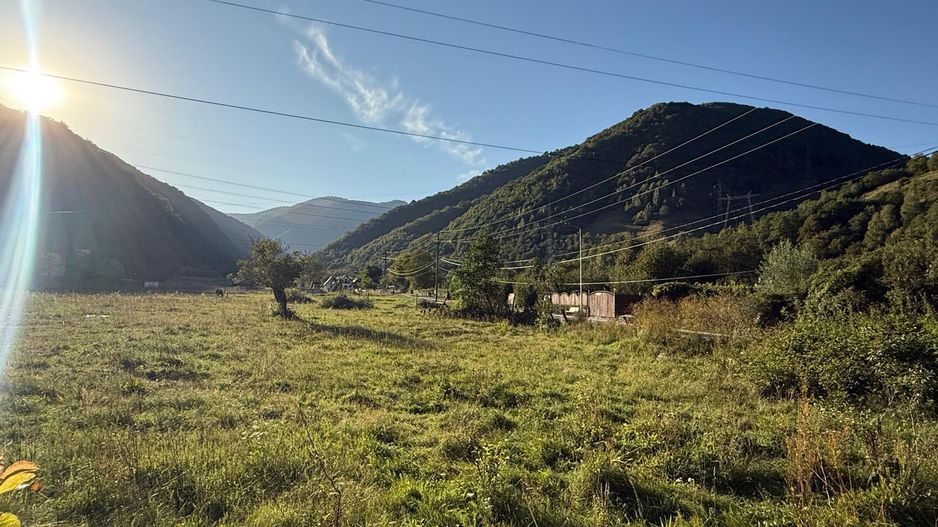 Casa de vacanta de vanzare pe Valea Lotrioarei - Poză 4