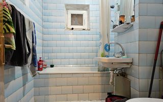 Apartament cu trei camere, zona Racadau 76 mp - Poză 7