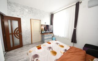 De vanzare casa cu 3 apartamente + anexa 75 mp, Comision 0% - Poză 23