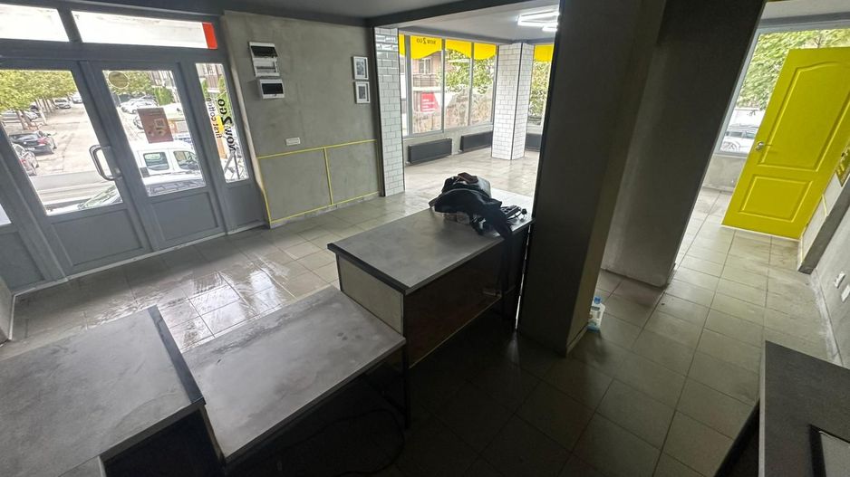 SPATIU COMERCIAL, 94 MP UTILI, BLOC NOU, CENTRALA TERMICA, PARTER - Poză 3