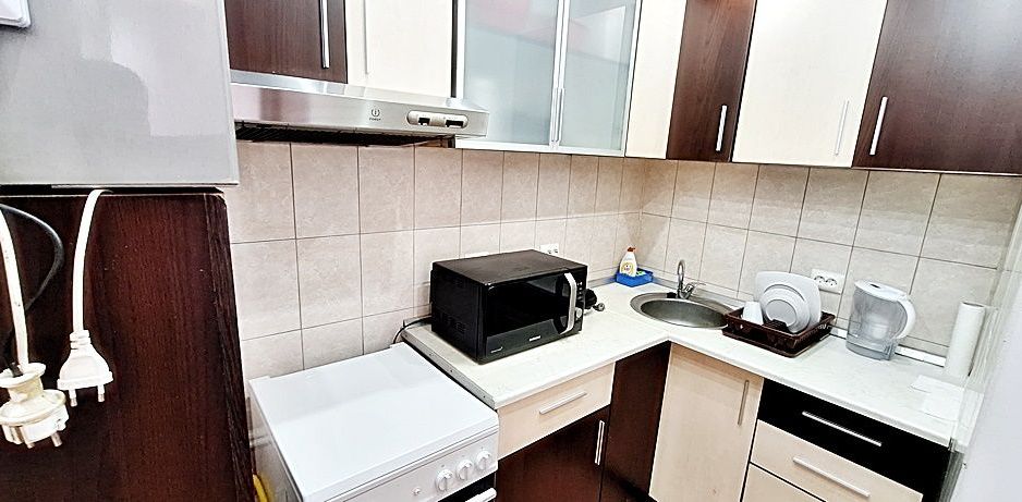 Zona Astra, str. Traian garsoniera mobilata, etaj 3, pret 63000 euro - Poză 5