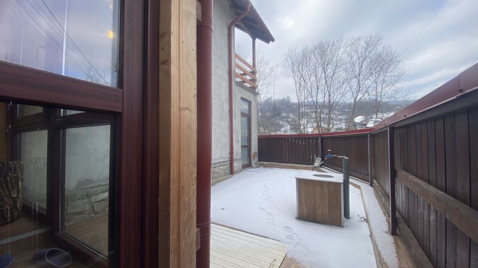 Vanzare casă la poalele Bucegilor!Potential pt. locuinta sau pensiune - Poză 21