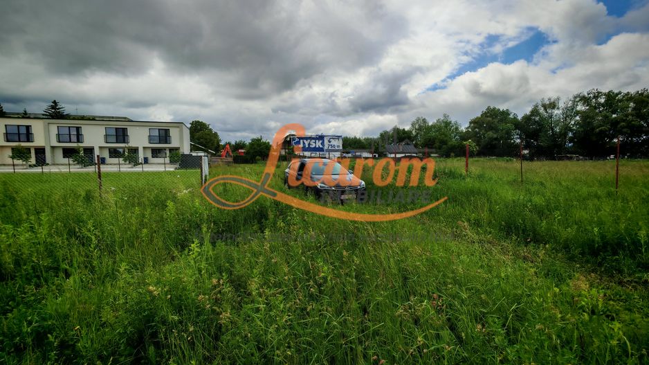 BARTOLOMEU,intravilan,intre case,suprafata de 774 mp,constructii P+2 - Poză 7