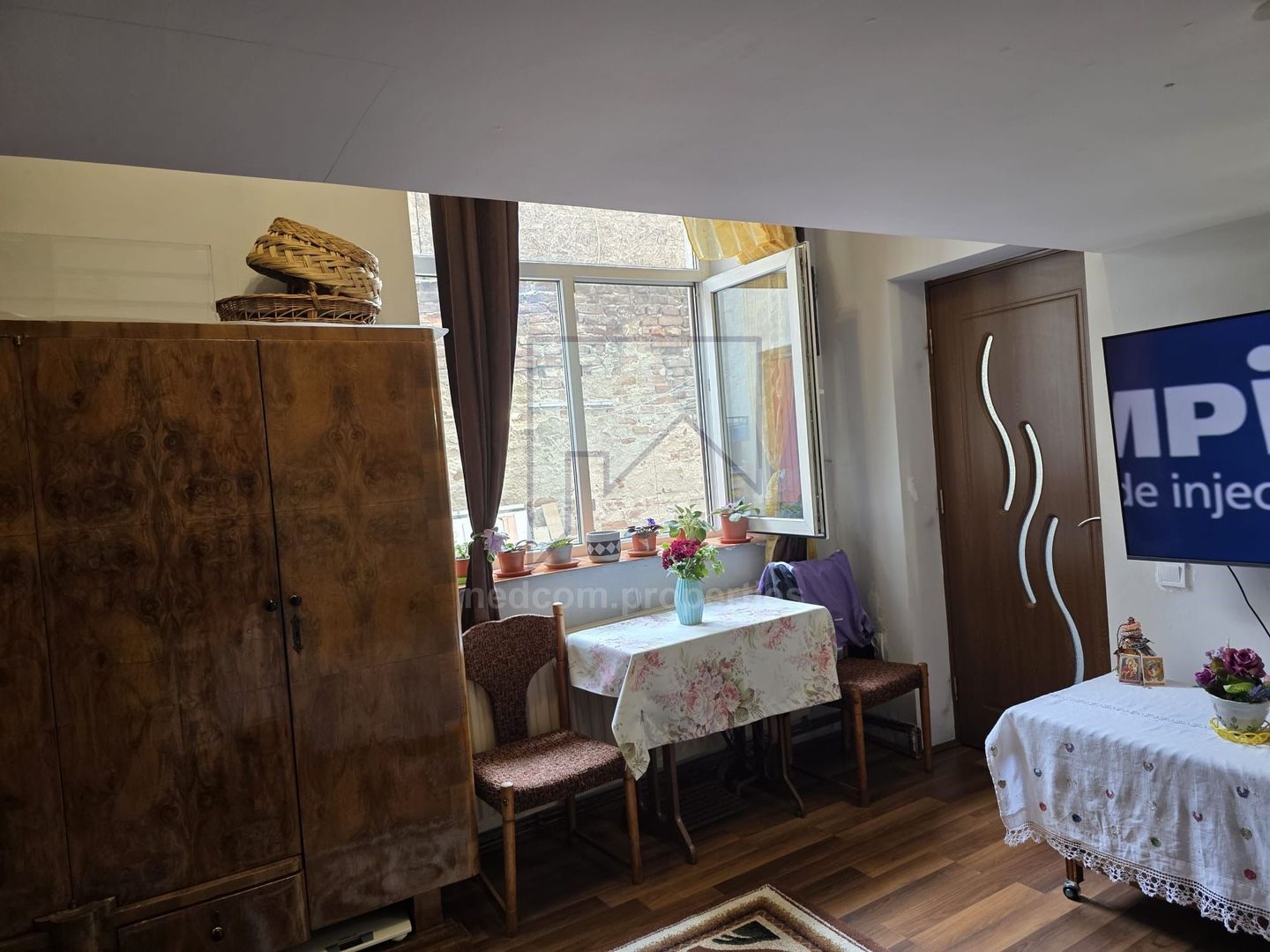 Vanzare apartament 4 camere - Sebastian - Vulcan - Poză 4
