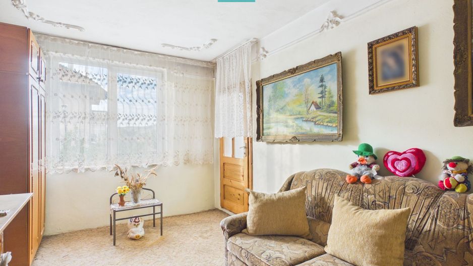 Apartament cu 3 camere zonă centrala în Lipova - Poză 1