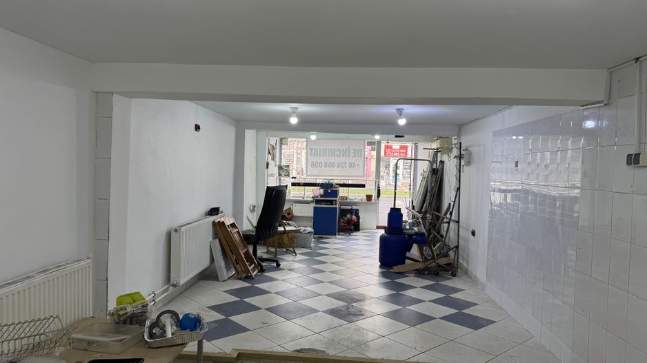 Inchiriez spatiu comercial stradal Eroii Revolutiei S173 - Poză 9