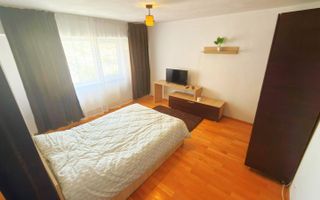 Garsoniera Decomandata pe Dezrobirii -centrala termica -etaj 9 -34mp - Poză 2
